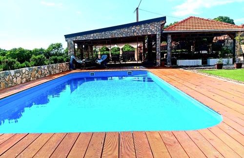 Gornje Planjane House | Discover Holiday Home Marko with Ocean View and Pool