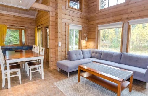 Koli National Park House | Family-Friendly Holiday Home Marski with Pet Welcome