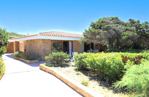Portobello House | Oceanfront Holiday Home Massimo: Family & Pet Friendly Stay