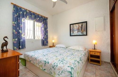 Urbanitzacio la Fustera House | Pet-Friendly Holiday Home Meluca with Pool and Great Reviews