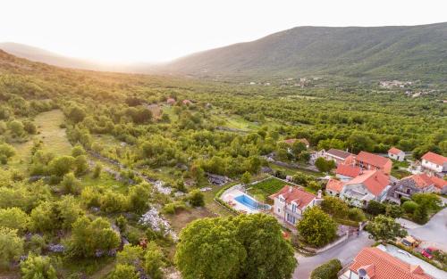 Slivno House | Memories and Joy: Oceanfront Retreat with Pool & Breakfast