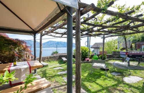 Cannero Riviera House | Cozy Holiday Home Meri: Pet-Friendly Retreat Awaits You