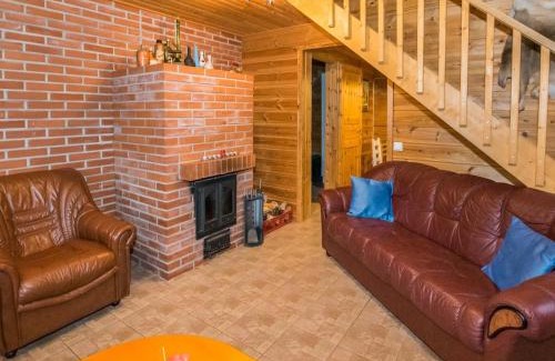 Raseborg House | Idyllic Holiday Home Metsämökki with Hot Tub & Pet Friendly