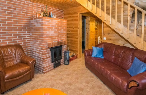 Raseborg House | Idyllic Holiday Home Metsämökki with Hot Tub & Pet Friendly