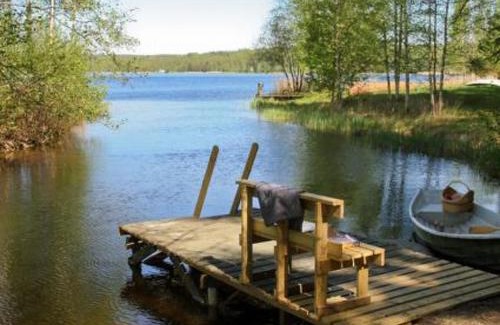 Asikkala House | Exceptional Holiday Home Metsäpirtti with Hot Tub & More