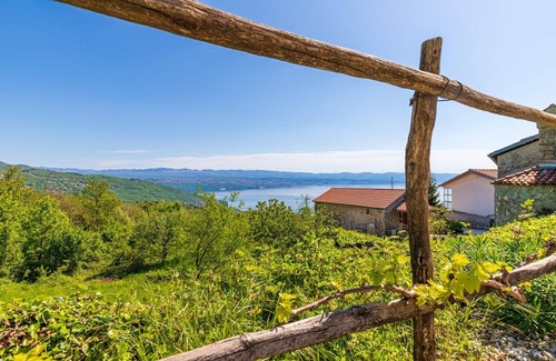 Opatija House | Relax at Holiday Home Mikleus with Private Pool & Pets Welcome