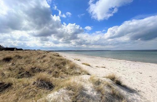 Nykobing Sjaelland House | Cozy Holiday Home Miljanka Just Steps from the Sea