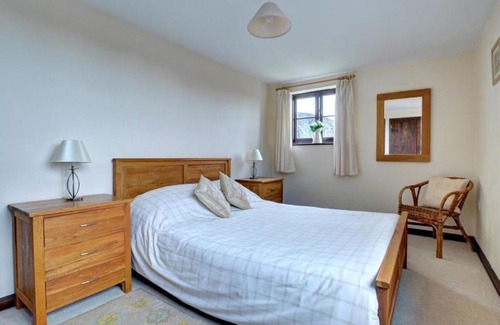 Cranbrook House | Charming Holiday Home Mill Cottage: A 4-Star Escape
