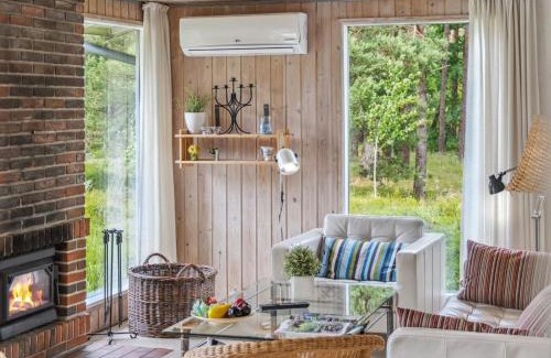 Nykobing Sjaelland House | Cozy Holiday Home Mirzə - Pet-Friendly, Steps from the Sea