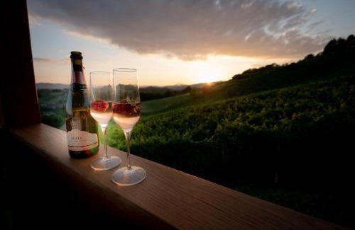Bostanj House | Relax at Holiday Home Mirt with Hot Tub & Sauna