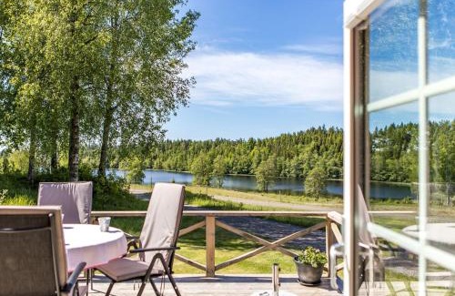 Atran House | Oceanfront Holiday Home Mjöhult Utsikten - Guest Rated 9.8