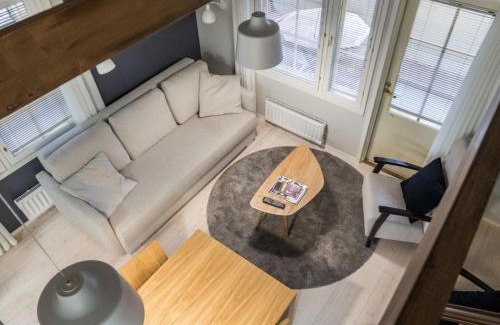 Vuokatti House | Cozy Holiday Home Mustikka with Fireplace & Family-Friendly Amenities