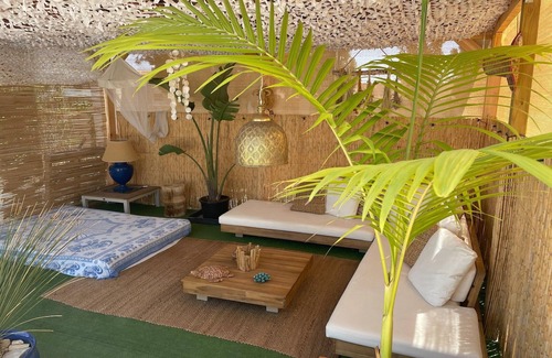 Locaiba House | Delightful Retreat at Belvilla by OYO La Esquina Casa