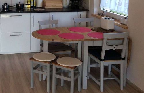 Lubkowo House | Ideal Holiday Home in Lubkowo, Nestled by the Forest