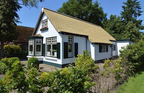 Nijeberkoop House | Holiday home near the Drents-Friese Wold