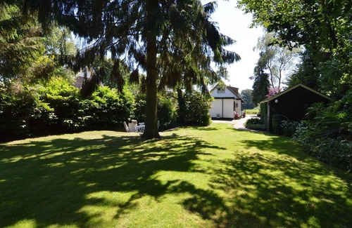 Nijeberkoop House | Holiday home near the Drents-Friese Wold