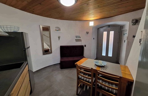 Rogoznica House | Seaside Holiday Home with Spa and Breakfast Near Center