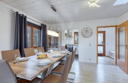 Kirchheim House | Beautiful Holiday Home Near Zeta with Lake View & Spa