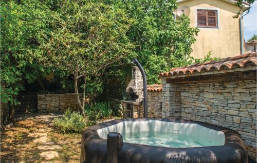 Nedescina House | Relaxing Retreat in Nedescina with Sauna & Hot Tub