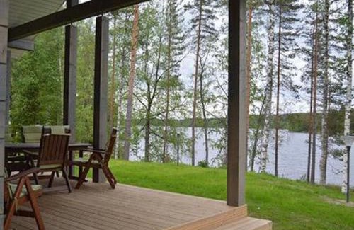 Vehmersalmi House | Elegant Holiday Home Niemelä with Hot Tub & Pet Friendly