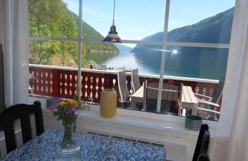 Vik House | Pet-Friendly Holiday Home Njord: Perfect for Families