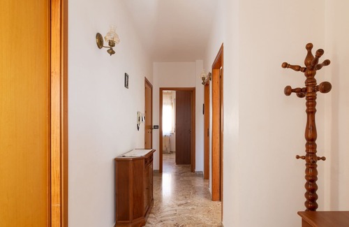 Calatafimi House | Holiday Home "Nonna Maria" with Balcony & A/C