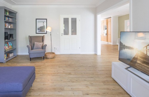 West Husum Apartment | Holiday home Nordic in the dike house in Husum for up to 6 people