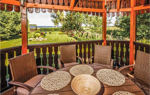 Miroszewo House | Pet-Friendly 2 Bedroom Home in Nowe Warpno - Great Value