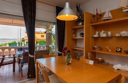 El Vendrell House | Pet-Friendly Holiday Home Oasis with Pool & Child Amenities