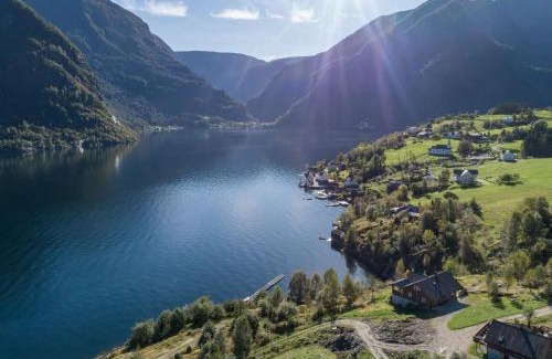 Vik House | Pet-Friendly Holiday Home Odin with Hot Tub & Great Reviews