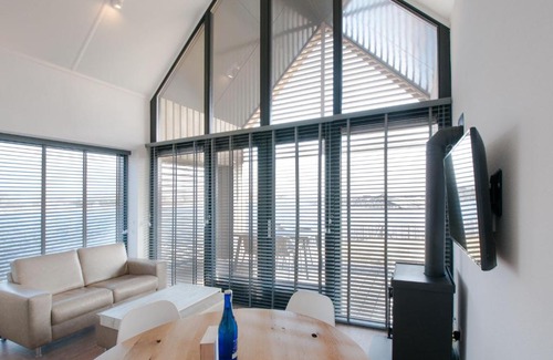 Tholen House | Oceanfront Haven at Holiday Home Oesterdam Resort