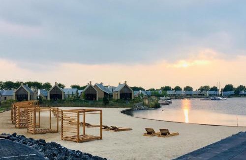 Tholen House | Oceanfront Family Retreat at Oesterdam Resort - 4 Stars