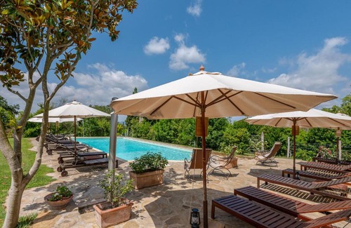 Poggi del Sasso House | Cozy Holiday Home Olinto with Pool and Pet-Friendly Perks