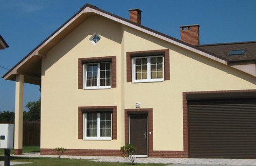 Zaostrovye House | Pet-Friendly Holiday Home on Tsvetochnaya 4 with Great Reviews