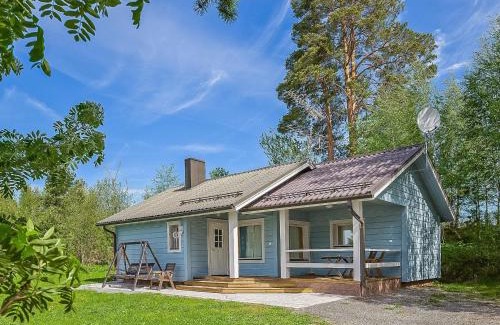 Pertunmaa House | Inviting Holiday Home Onnimökki with Family and Pet Amenities