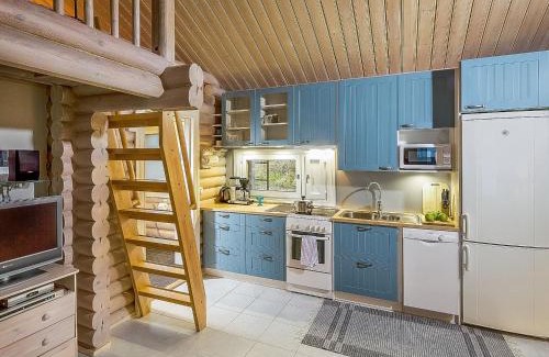Pertunmaa House | Inviting Holiday Home Onnimökki with Family and Pet Amenities