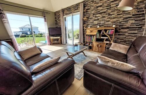 Telgruc-sur-Mer House | Pet-Friendly Holiday Home Orphée - Ideal for Families