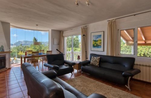 Ermita House | Osa Menor Holiday Home: Guest Rated 9.3 with Pool Access