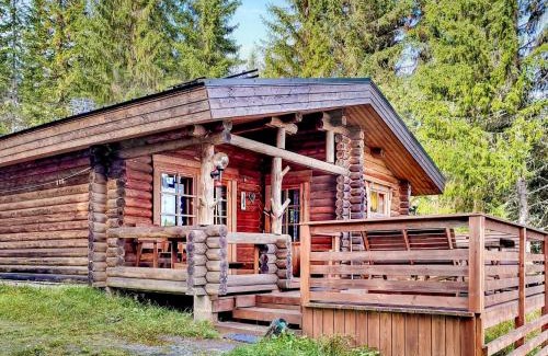 Kitula House | Inviting Holiday Home Osmola with Hot Tub & Pet Friendly