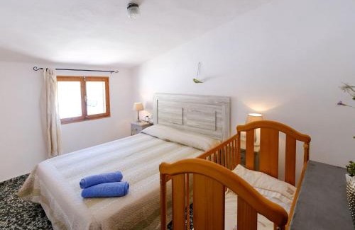 Alcanar House | Cozy Holiday Home Pino with Pool & Pet-Friendly Amenities