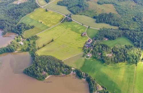 Somero House | Discover Holiday Home Peltosirkku: Family & Pet Friendly Stay