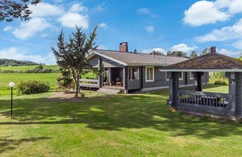 Ikaalinen House | Family-Friendly Holiday Home Petäjäinen with Hot Tub