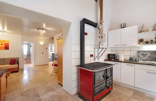 Steinbach House | Holiday Home 'Plättig' with Private Terrace, Private Garden and Wi-Fi