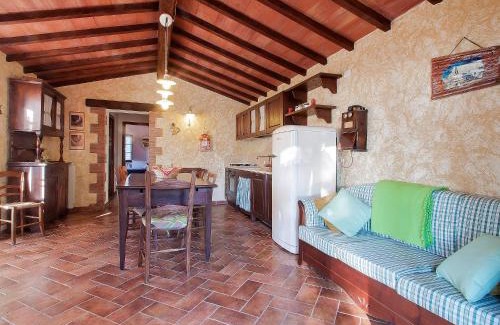 Roccastrada House | Exceptional Holiday Home Poggiolo: Pet-Friendly Retreat