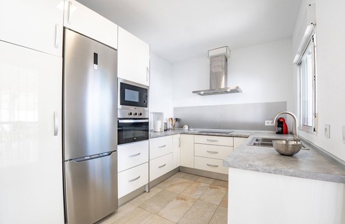 Punta Umbria House | Cozy Beachside Holiday Home with Ocean View and Wi-Fi