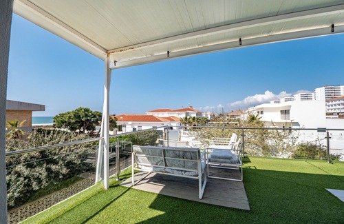 Punta Umbria House | Cozy Beachside Holiday Home with Ocean View and Wi-Fi