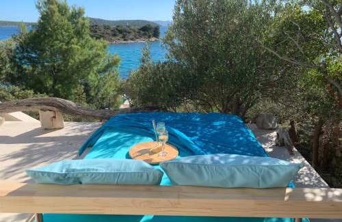 Tkon House | Guest Rated 9.9: Holiday Home Pure Nature with Ocean View