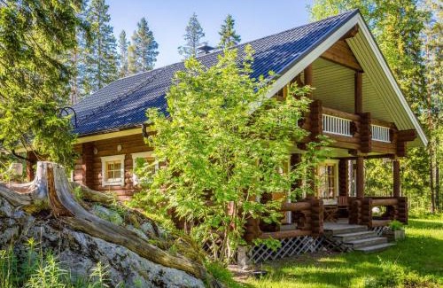 Koli National Park House | Discover Holiday Home Purnuranta by Interhome: Family-Friendly Retreat