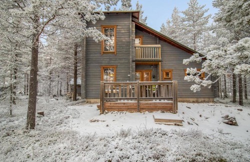 Lampivaara House | Cozy Holiday Home Pyhä-kohu: Perfect for Families & Pets