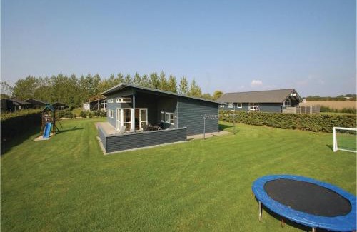 Flovt Strand House | Cozy Retreat in Haderslev Featuring a Relaxing Sauna